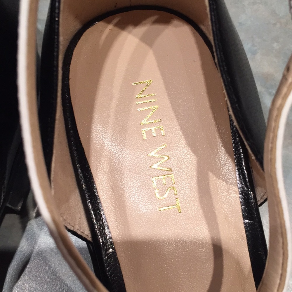 Nine West black and white flats - Picture 6 of 6